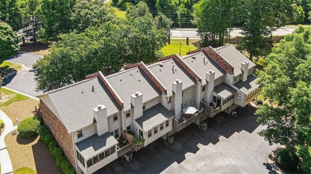 6190 Windsor Trace Drive, Peachtree Corners, GA 30092