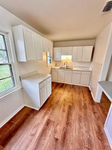 2319 W Beauregard Avenue, San Angelo, TX 76901