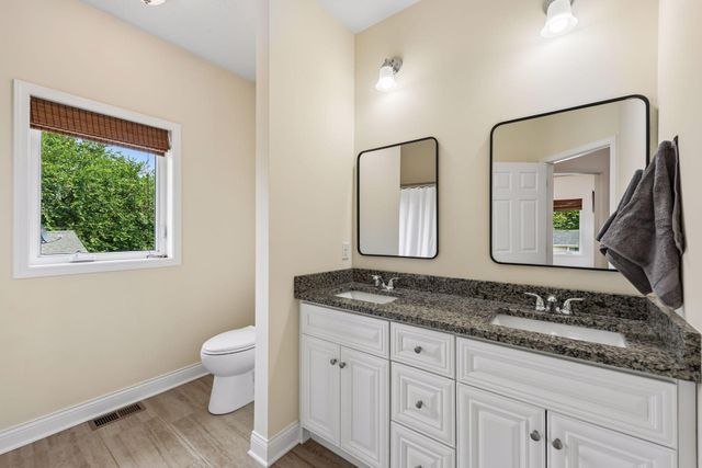 4663 Suffolk Road, Mound, MN 55364