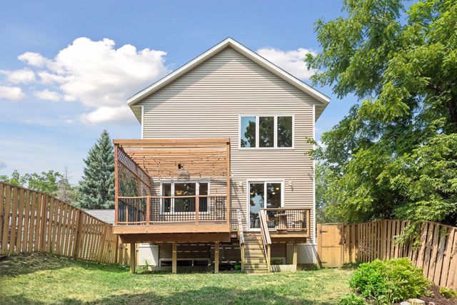 4663 Suffolk Road, Mound, MN 55364