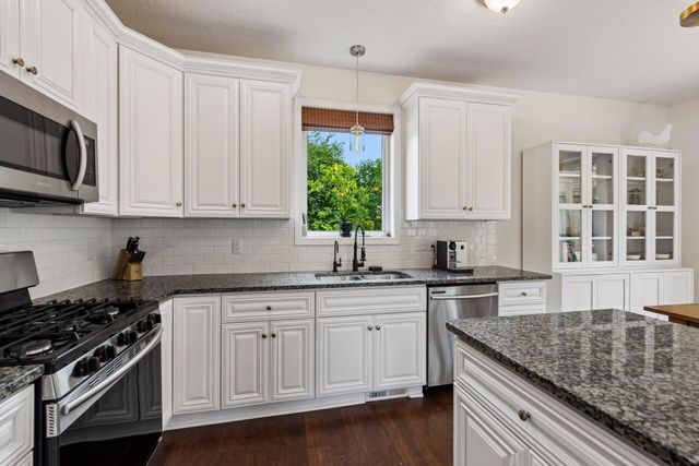 4663 Suffolk Road, Mound, MN 55364
