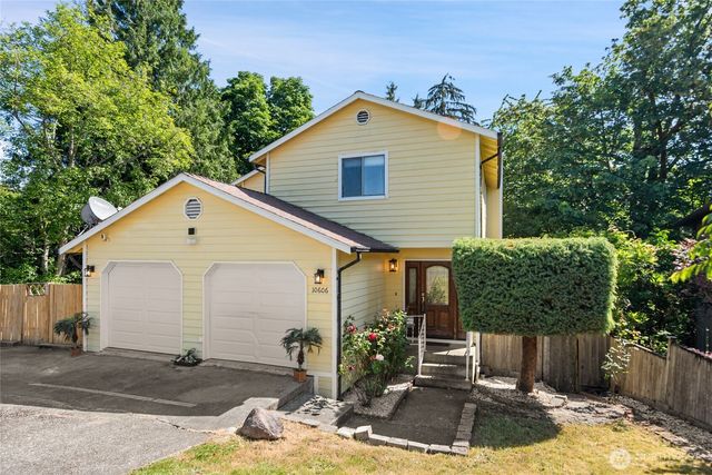 10606 68th Place S, Seattle, WA 98178
