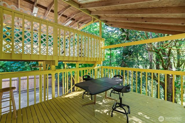 10606 68th Place S, Seattle, WA 98178