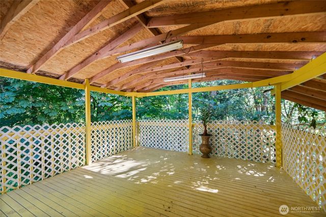 10606 68th Place S, Seattle, WA 98178