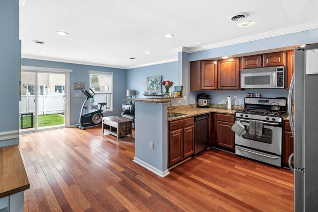 3567 E THOMPSON ST, Philadelphia, PA 19134