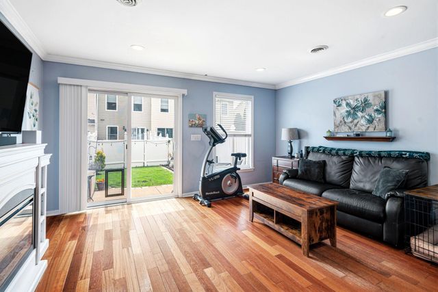 3567 E THOMPSON ST, Philadelphia, PA 19134