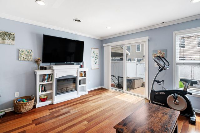 3567 E THOMPSON ST, Philadelphia, PA 19134