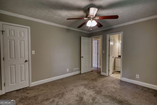 4000 Grove Trail, Loganville, GA 30052