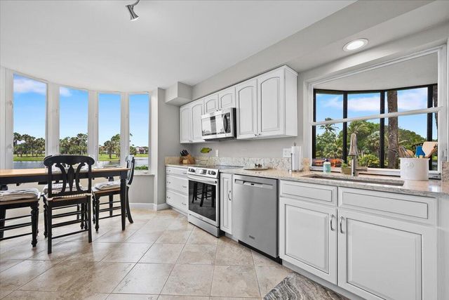 16913 Waterbend Drive 165, Jupiter, FL 33477