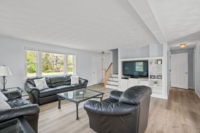 134 North St, Danvers, MA 01923