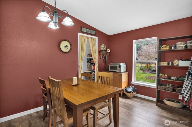 8040 Riffe Lane SW, Rochester, WA 98579