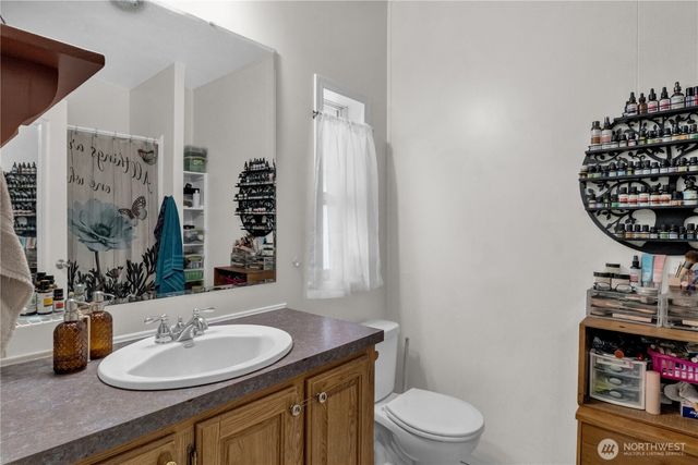 8040 Riffe Lane SW, Rochester, WA 98579