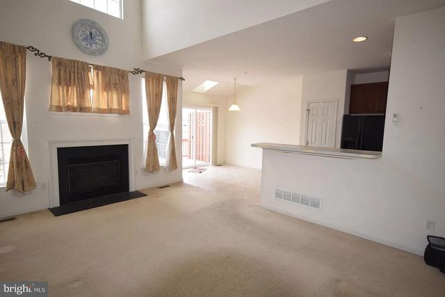 175 FRINGETREE DR, West Chester, PA 19380