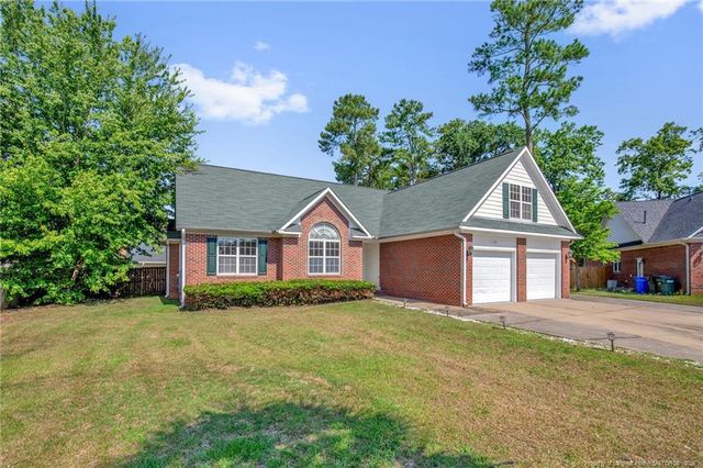 1406 Averton Court, Fayetteville, NC 28314