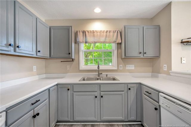 1406 Averton Court, Fayetteville, NC 28314