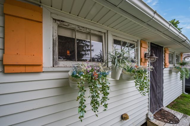 92 Fourth Avenue, Madison, CT 06443