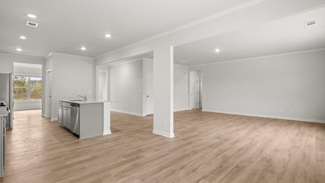 737 Lost Creek Parkway, Dallas, GA 30132