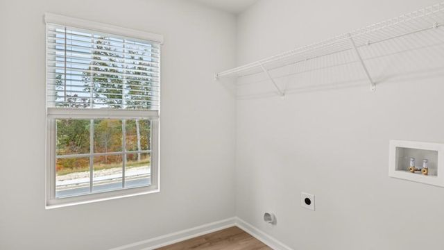 737 Lost Creek Parkway, Dallas, GA 30132