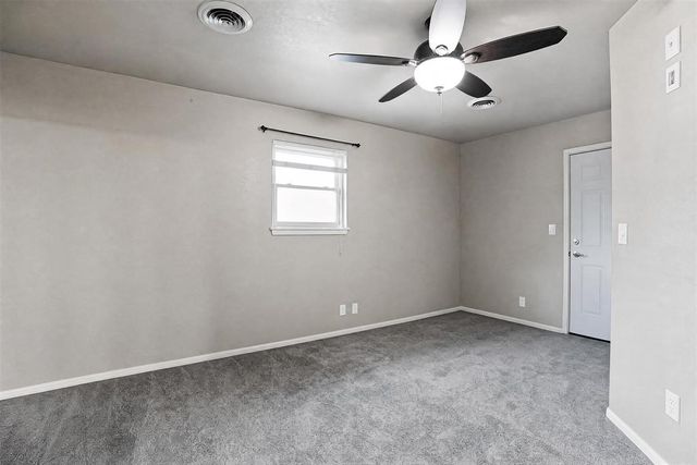 2640 Hummingbird Lane, Enid, OK 73703