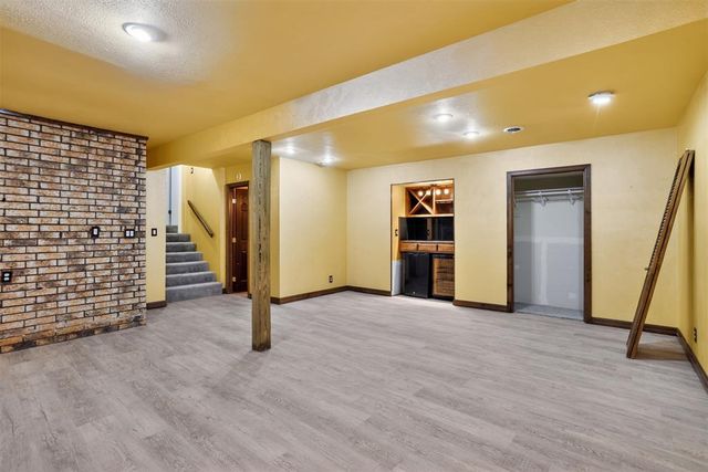 2640 Hummingbird Lane, Enid, OK 73703