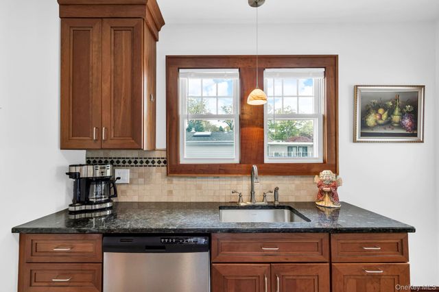 192 Ketchum Avenue, Buchanan, NY 10511