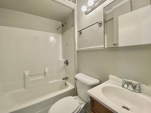 456 TOMAHAWK Street, Park Forest, IL 60466