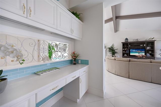 6100 RIVERVIEW BOULEVARD, Bradenton, FL 34209