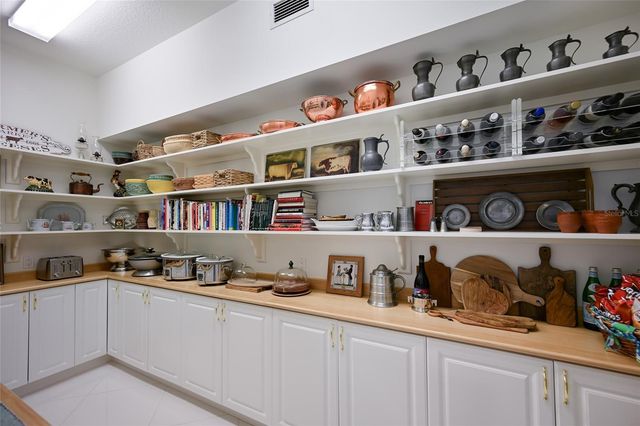 6100 RIVERVIEW BOULEVARD, Bradenton, FL 34209