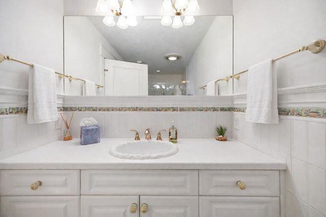 6100 RIVERVIEW BOULEVARD, Bradenton, FL 34209