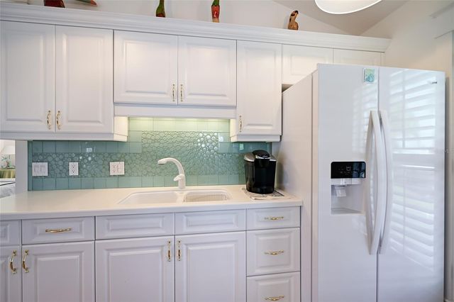 6100 RIVERVIEW BOULEVARD, Bradenton, FL 34209