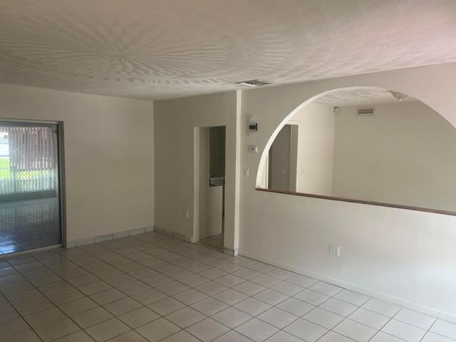 4004 E Shore Road, Miramar, FL 33023