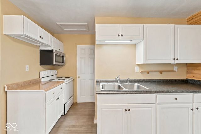 325 Wellington Boulevard, Shelbyville, IN 46176