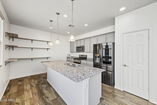 5728 E BUTTE Street, Mesa, AZ 85205