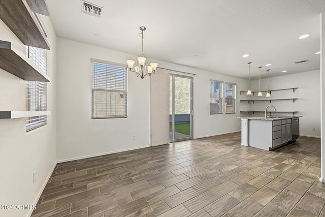 5728 E BUTTE Street, Mesa, AZ 85205