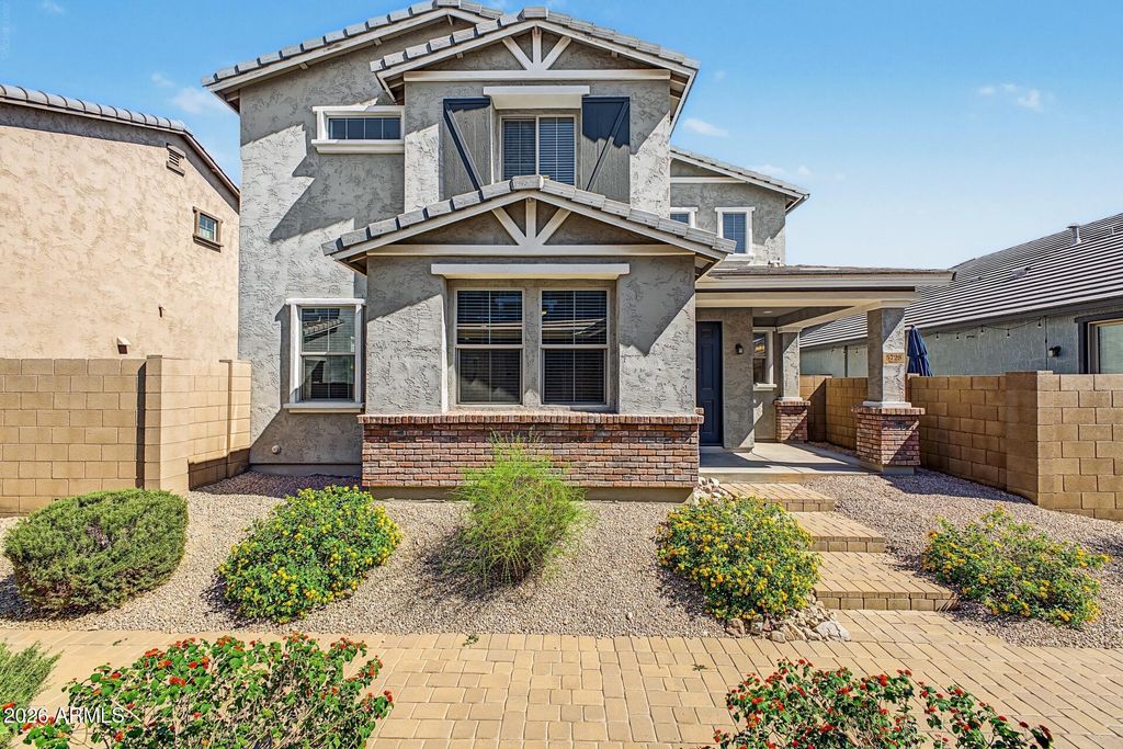 5728 E BUTTE Street, Mesa, AZ 85205