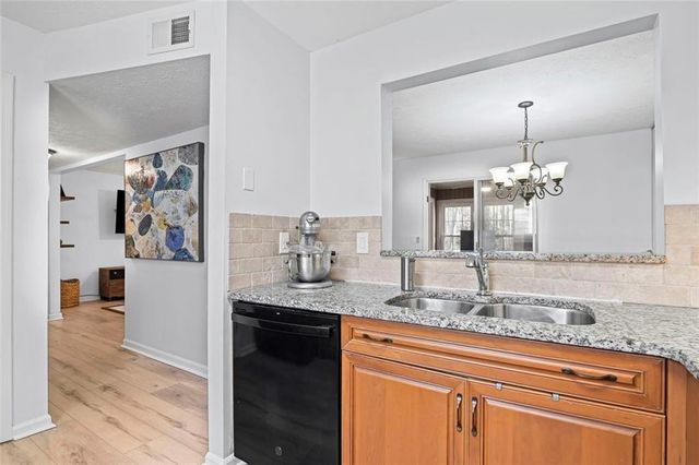 4494 Pineridge Circle, Atlanta, GA 30338