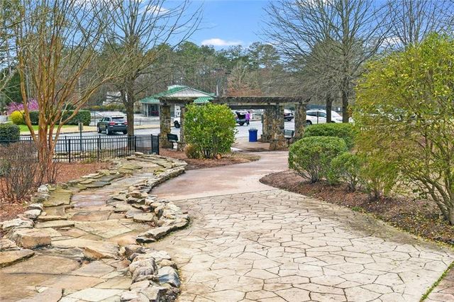 4494 Pineridge Circle, Atlanta, GA 30338