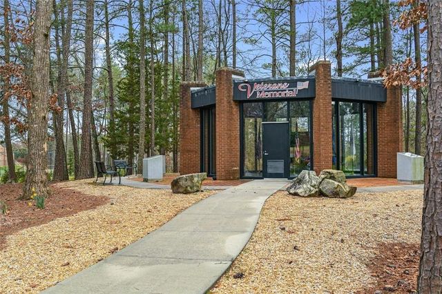 4494 Pineridge Circle, Atlanta, GA 30338