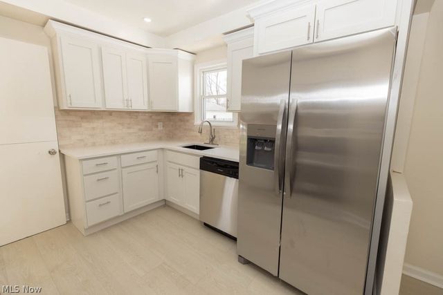 1722 Hawthorne Drive, Mayfield Heights, OH 44124