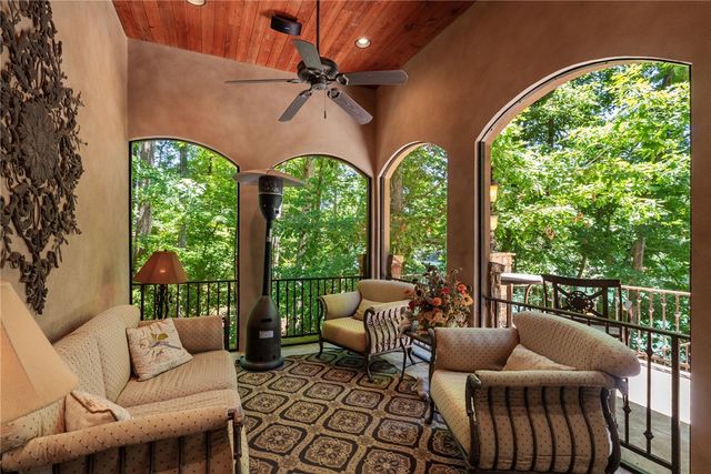 118 Bright Water Trail, Six Mile, SC 29682