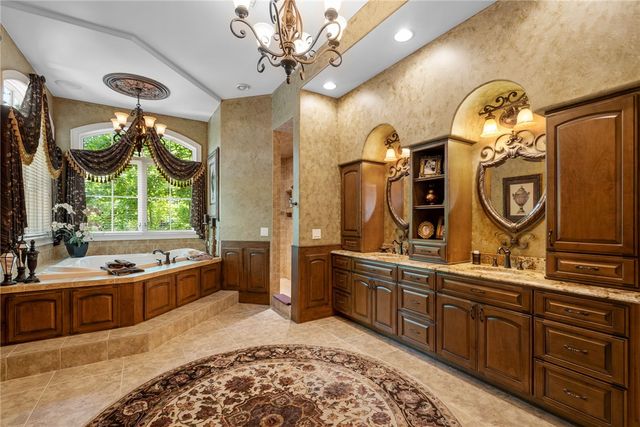 118 Bright Water Trail, Six Mile, SC 29682