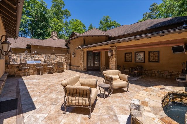 118 Bright Water Trail, Six Mile, SC 29682