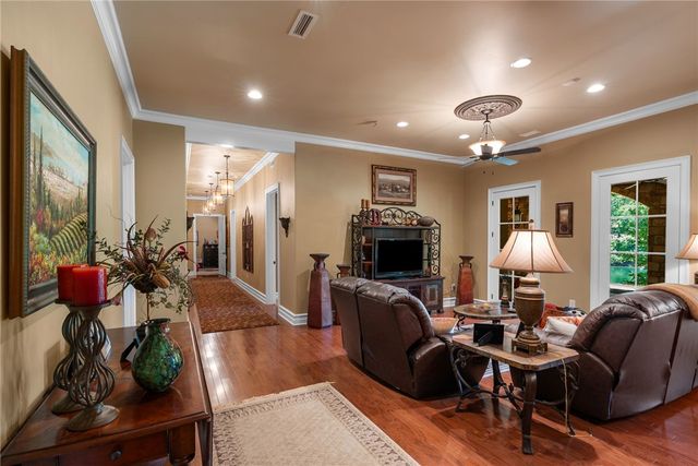 118 Bright Water Trail, Six Mile, SC 29682