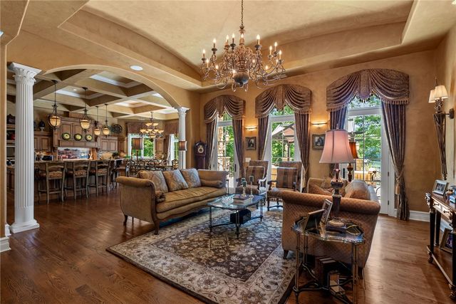 118 Bright Water Trail, Six Mile, SC 29682