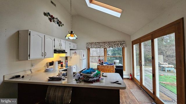 67 COMPROMISE RD, Mannington, NJ 08079