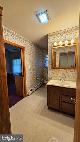 67 COMPROMISE RD, Mannington, NJ 08079