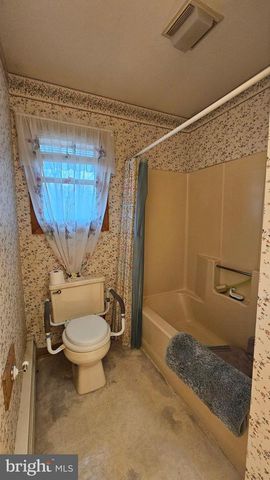 67 COMPROMISE RD, Mannington, NJ 08079