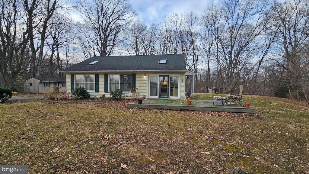 67 COMPROMISE RD, Mannington, NJ 08079