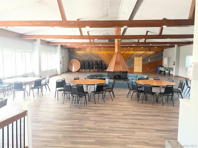 40 Navajo Court 40, Coram, NY 11727