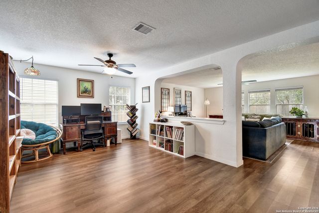 25019 Cooper Cir, San Antonio, TX 78255